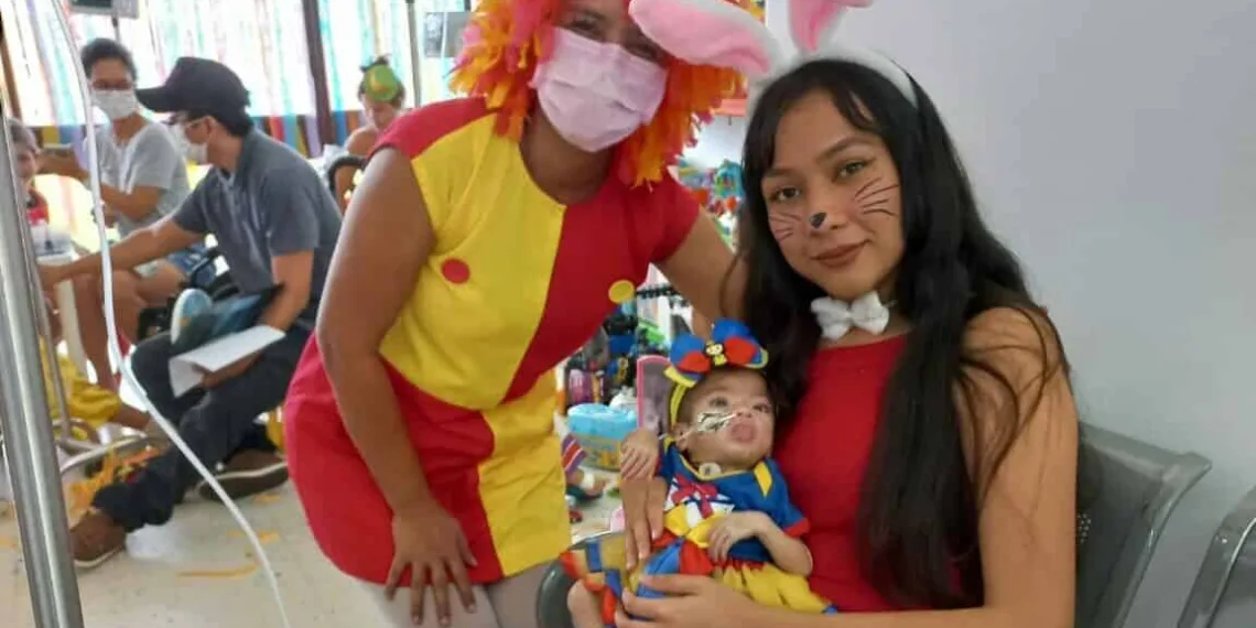 Pacientes ganham festa de Carnaval no Hospital da Criança