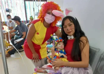 Pacientes ganham festa de Carnaval no Hospital da Criança