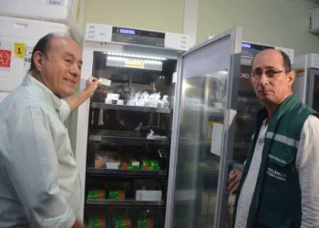 Prefeitura inicia distribuição de vacina bivalente em 11 URAPs e na Policlínica Barral y Barral