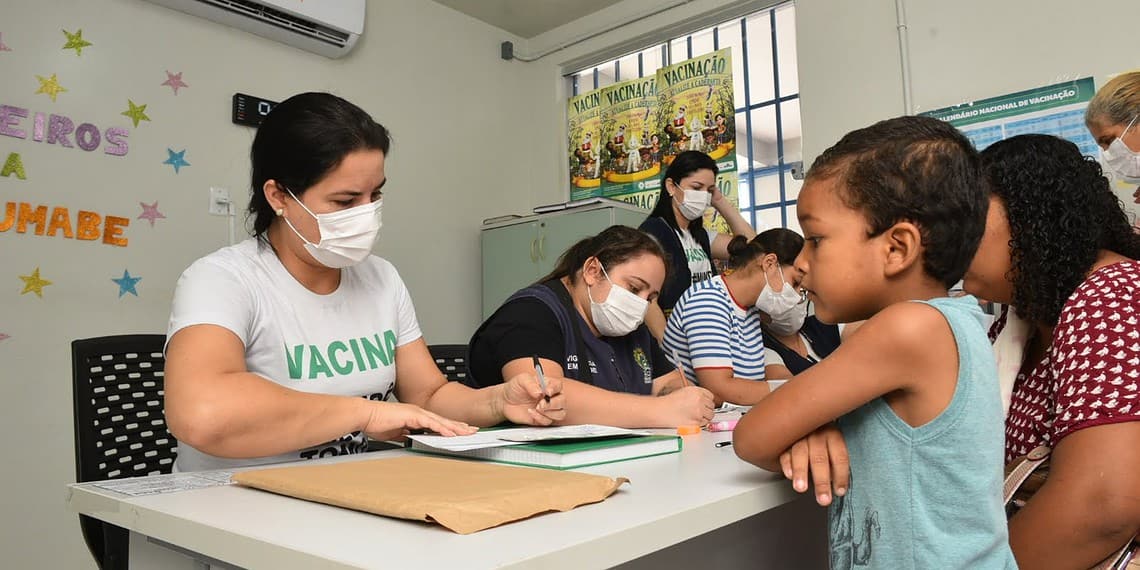 “A imunização é a principal estratégia de prevenção da saúde pública contra a covid”, disse Renata Quiles, coordenadora do PNI. Foto: Junior Aguiar/Sesacre