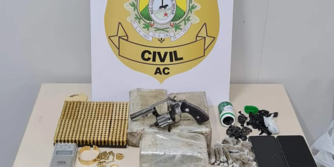 Polícia Civil prende sete pessoas e apreende armas, munições e drogas em Cruzeiro do Sul 