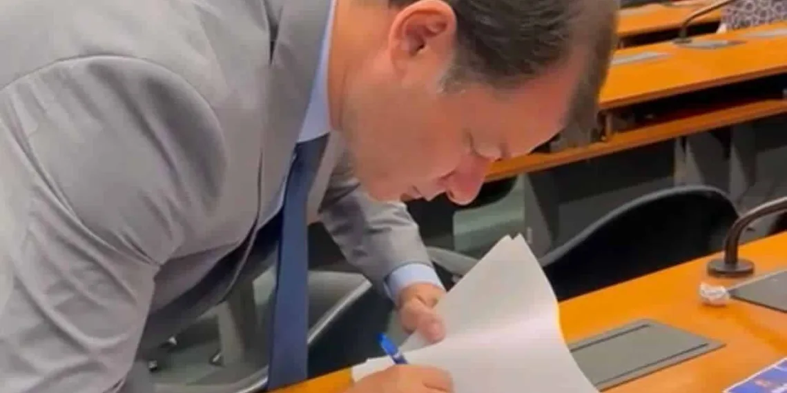 Roberto Duarte apresenta Projeto de Lei para proteger acordos brasileiros 