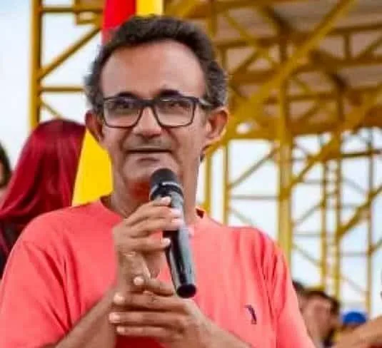 Exonerado após fim do mandato de Perpétua Almeida, ex-secretário ironiza: ‘coincidência'