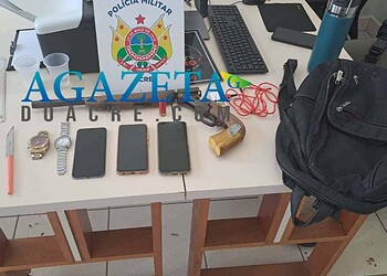 Dupla é presa após ser flagrada por policial à paisana durante assalto a ônibus na Sobral