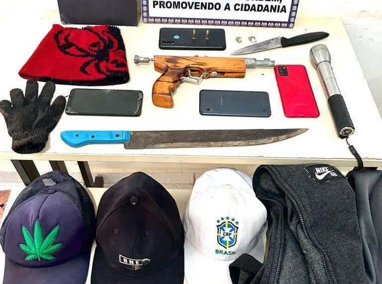 Grupo que se preparava para assalto é preso após denúncia anônima