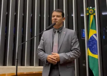 Roberto Duarte apresenta suas primeiras ações como deputado federal 