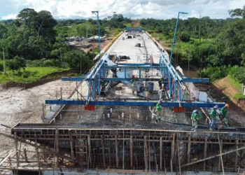Entrega da ponte do anel viário de Brasileia-Epitaciolândia será em abril, diz governo