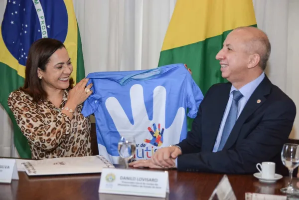 Governo e MPAC discutem políticas públicas para pessoas autistas no Acre