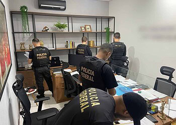 PF investiga advogados pagos por faccionados para levar informação para dentro do presídio no Acre