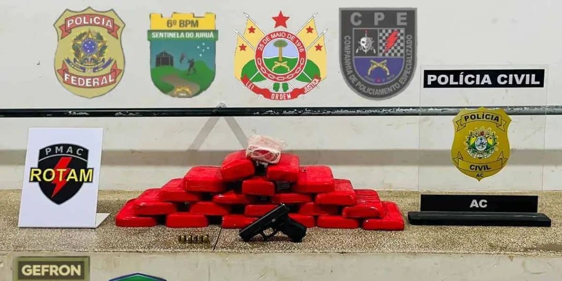 Forças de Segurança apreendem mais de 20 quilos de drogas e arma de fogo em Mâncio Lima