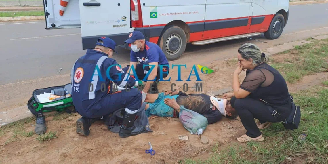 Idoso de 63 anos é atropelado na AC-40 e fica gravemente ferido