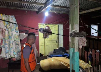 Temporal afetou mais de 20 bairros em Rio Branco; Defesa Civil contabiliza prejuízos