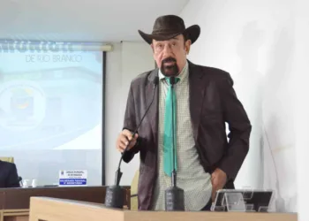 N. Lima diz que requerimento que estuda aumento do salário dos vereadores foi encabeçado por 'bancada progressista' e não por ele