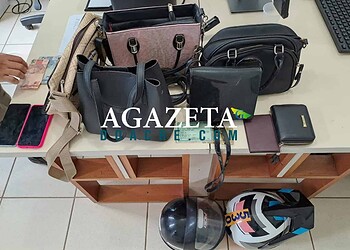 Bandido rouba bolsa de mulher, mas é preso após vítima rastrear aparelho de celular