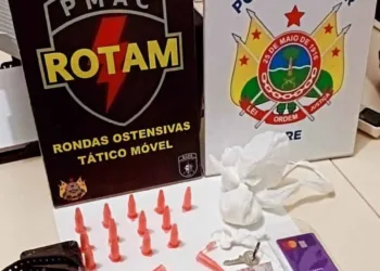 Na Capital, militares da Rotam apreendem entorpecentes no "Beco da Tripa"