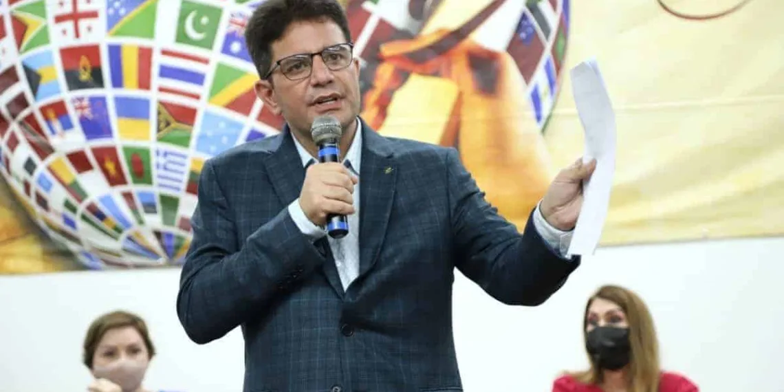Gladson lidera comitiva do Acre na 13ª Reunião Anual da Força-Tarefa dos Governadores para o Clima e Floresta