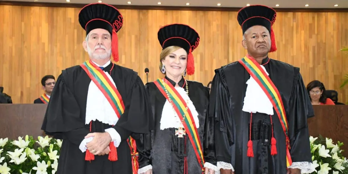 Nova cúpula administrativa do TJAC toma posse para o Biênio 2023-2025