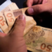 Quem tem valores a receber poderá sacar o dinheiro a partir do dia 7 de março; Banco Central alerta sobre golpes