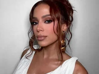Anitta é detonada na web ao expor detalhes de sua festa de 30 anos: "Soberba" 5 Anitta é detonada na web ao expor detalhes de sua festa de 30 anos: "Soberba"