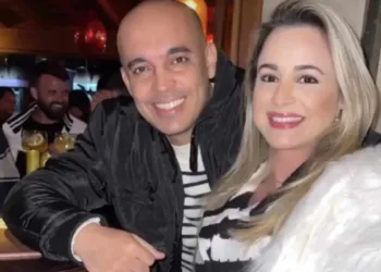 Carol Tibúrcio, aniversariante do último sábado, 24, optou por celebrar a data ao lado marido Rodrigo Freitas na paradisíaca ilha de San Andrés