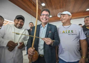 Cameli destacou também a importância da cultura para o Estado, por meio de projetos como a capoeira e também do trabalho desempenhado pelo grupo TRZ, que ornamentou as paredes do Ciecs com o grafite. Foto: Diego Gurgel/Secom