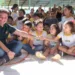 Gladson anuncia volta às aulas com distribuição de tablets; veja o vídeo
