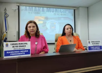 No Dia Internacional das Mulheres, vereadoras presidem sessão da Câmara de Rio Branco
