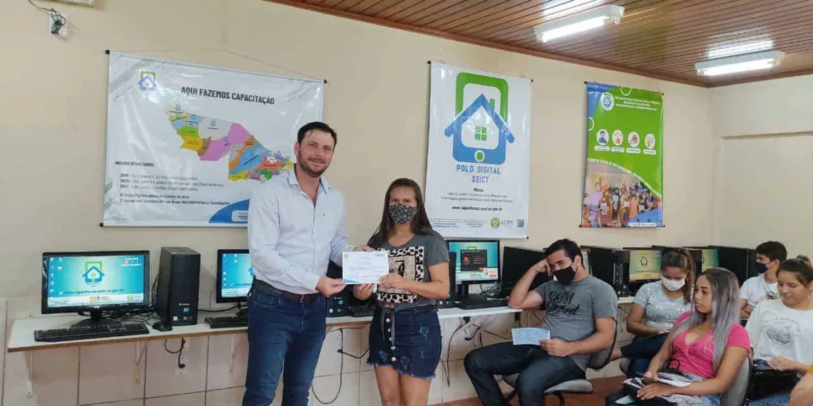 Idealizado pela Seict, mais de 1.500 certificados já foram entregues desde 2019, quando o programa foi iniciado visando atender demandas do mercado de trabalho. Foto: cedida