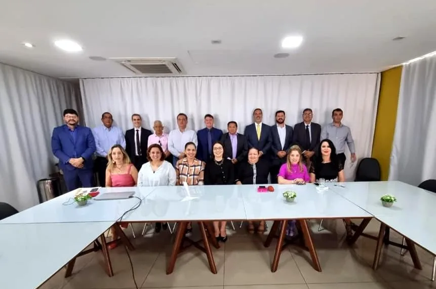 Prefeitura prestigia café da manhã em homenagem ao Dia Nacional da Advocacia Pública