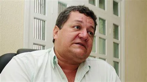 Após recomendação do MPAC, ex-prefeito Nilson Areal é exonerado de cargo no Deracre