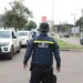 Agentes do Detran organizam trânsito em pontos de interdição; confira locais