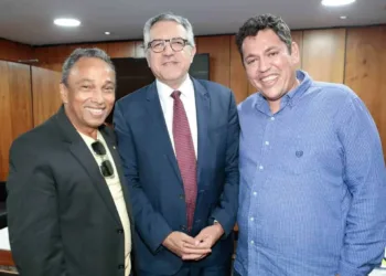 Cesário Braga reforça investimentos para o AC em audiência com ministro Alexandre Padilha