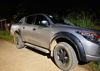 Dupla é presa suspeita de roubar caminhonete em Plácido de Castro; carro é recuperado