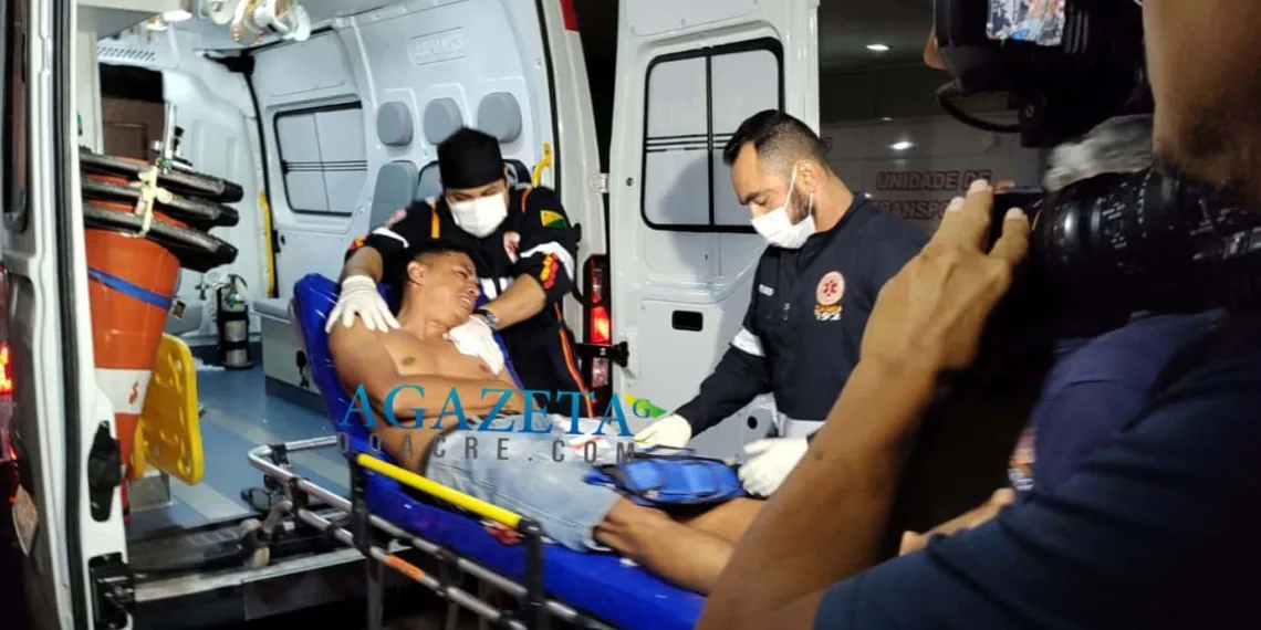 Briga entre amigos acaba com um esfaqueado no bairro Montanhês
