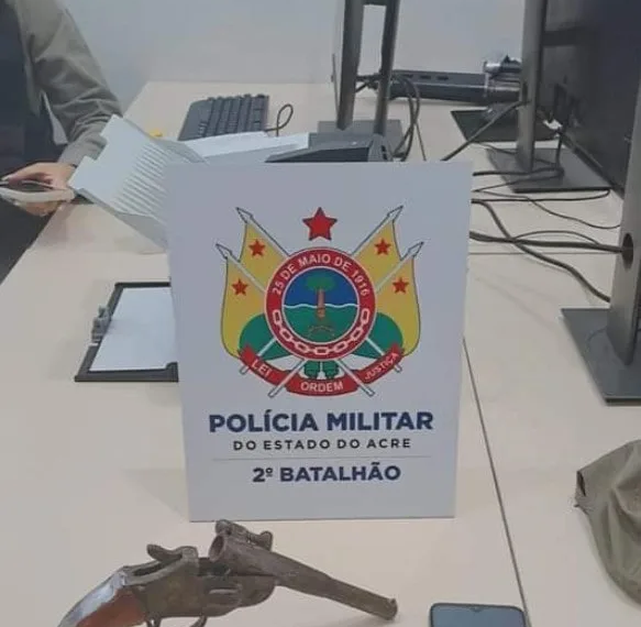Ladrão é preso após roubar celular e bicicleta em Rio Branco