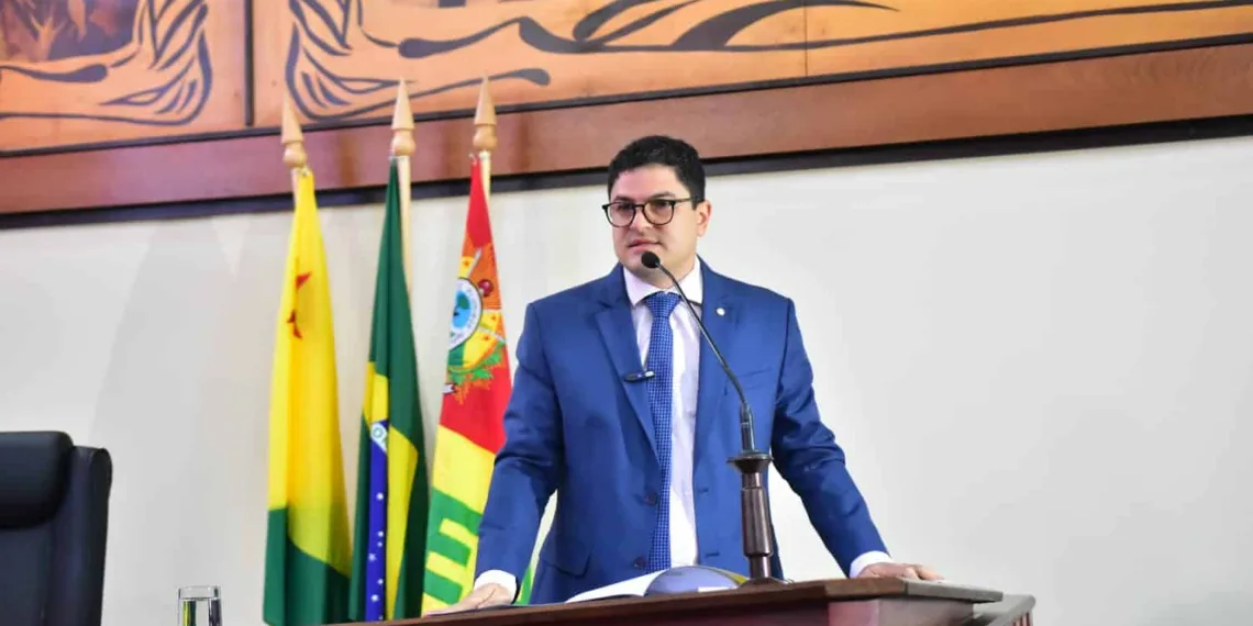 Deputado propõe PL para que mulheres em procedimentos com sedativos tenham direito a acompanhante