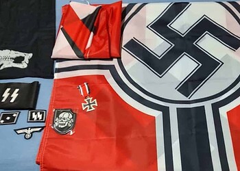 Material que faz apologia ao nazismo é apreendido no Centro de Rio Branco