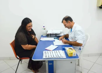 Para Luiza Paula dos Santos, o DIU é uma opção para não menstruar mais e parar de sofrer. Foto: Odair Leal/Sesacre