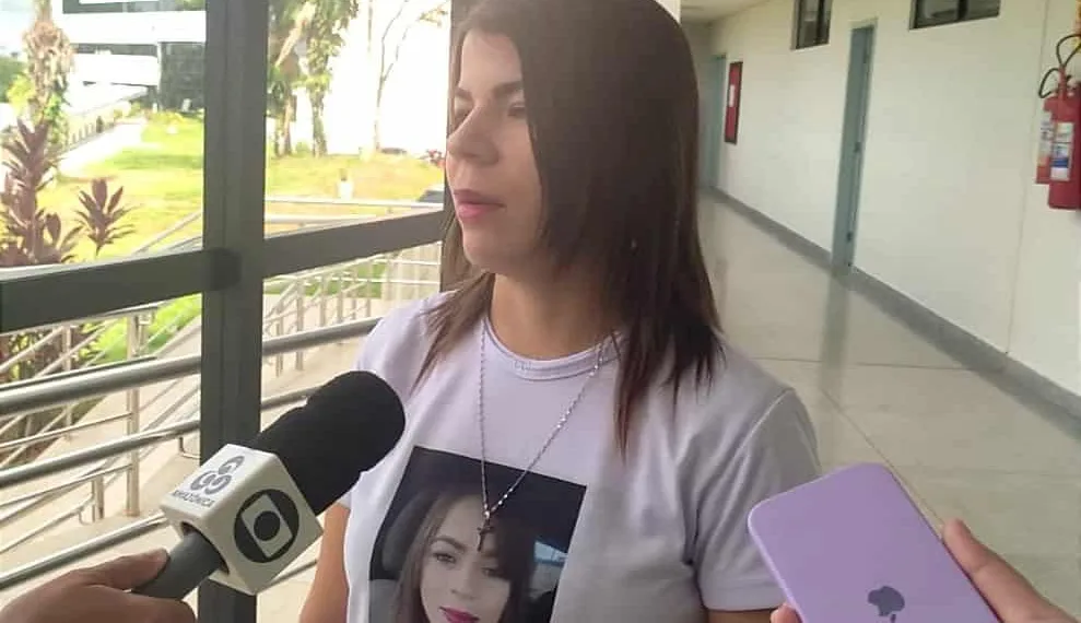 'Que a Justiça seja feita, ele não pode ser solto', diz irmã de Adriana Paulichen, assassinada pelo marido após descobrir traições