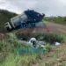 Colisão entre carro e caminhão de coleta de lixo na BR-364 deixa dois gravemente feridos