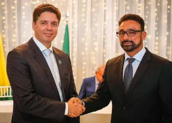 O presidente reeleito da Acisa, Marcelo Moura, e o empresário Adem, também empossado como presidente da Federacre no último dia 16, no Afa Jardim