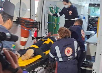 Confronto com a polícia acaba com um bandido baleado e outro preso na Cidade do Povo