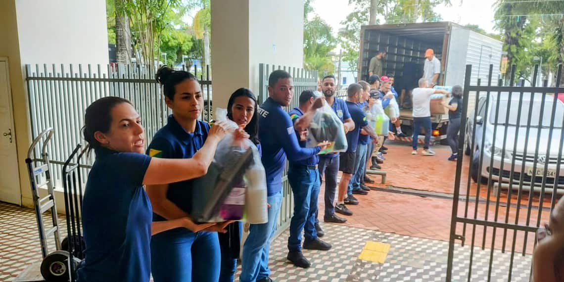 Escola Estadual Dr. Carlos Vasconcelos, no Segundo Distrito de Rio Branco, foi beneficiada com entrega de fraldas. Foto: Jairo Carioca