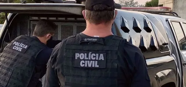 Pai e filho são presos por estuprar a filha deficiente mental no interior do Acre