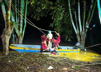 A equipe concluiu o trabalho em duas horas. Foto: cedida