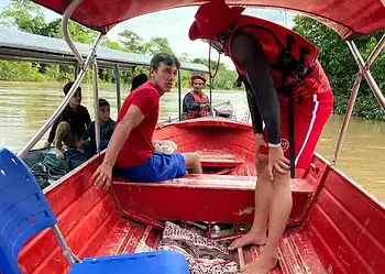 Morador de comunidade ribeirinha é picado por cobra venenosa e resgatado pelos Bombeiros no Acre