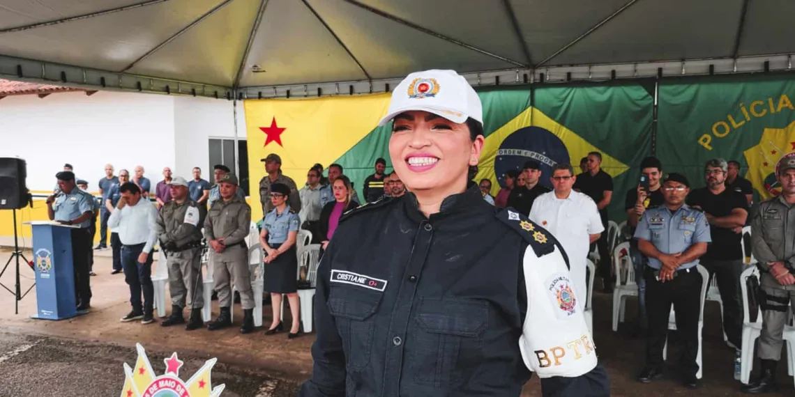 A tenente-coronel Cristiane já atuou em diversas unidades, diretorias e assessorias da PMAC. Foto: Joabes Guedes