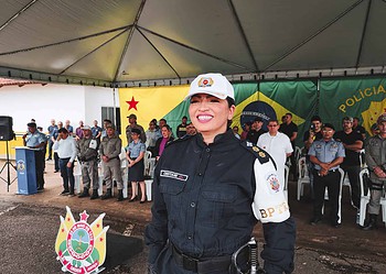 A tenente-coronel Cristiane já atuou em diversas unidades, diretorias e assessorias da PMAC. Foto: Joabes Guedes