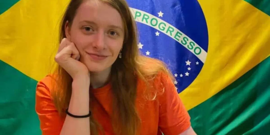 Aleksandra Shogenova é russa, tem 26 anos e mora no Acre há oito meses com seu marido, que é acreano.  (Foto: Arquivo Pessoal)