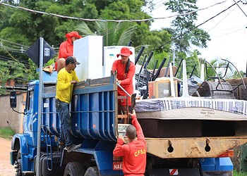 Com a baixa do Rio Acre, governo desmobiliza os abrigos na capital